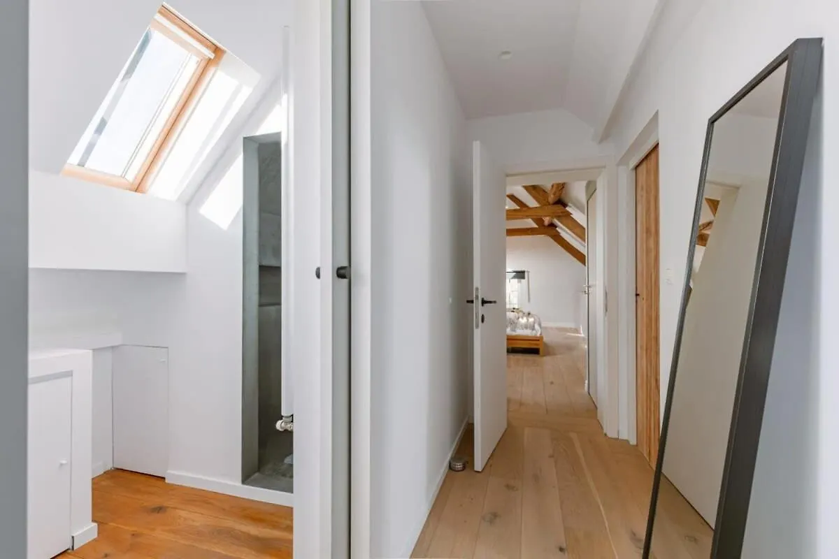 Huswell - Charming Room In The Green Neighbourhood Of Gent 0*,  België